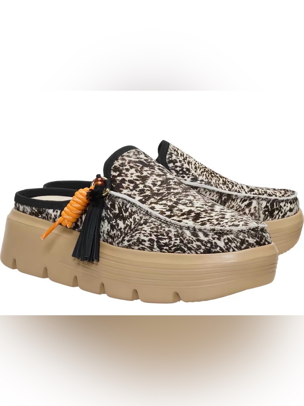 Hey Dude Austin Edge Luxe Cow Print Spotted Animal Size 8 Women - Picture 3 of 4